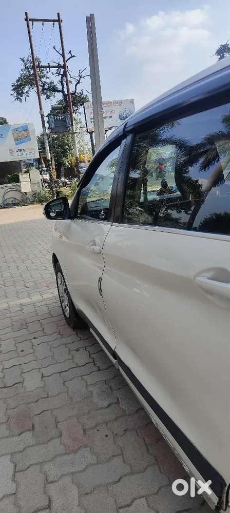 Maruti Suzuki Ertiga Lmv Hybrid 2019