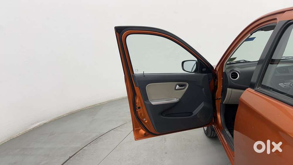 Maruti Suzuki Alto K10 1.0 Vxi Amt, 2015, Petrol
