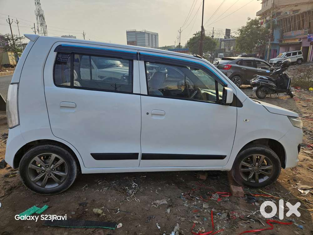 Maruti Suzuki Wagon R Vxi 1.2, 2017, Petrol