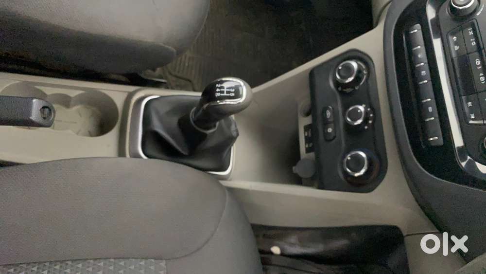 Tata Tiago 1.2 Revotron Xz, 2017, Petrol