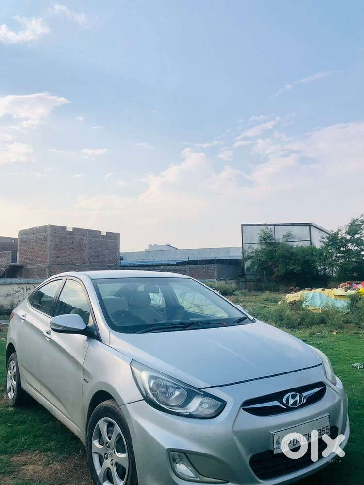 Hyundai Verna Petrol 2013
