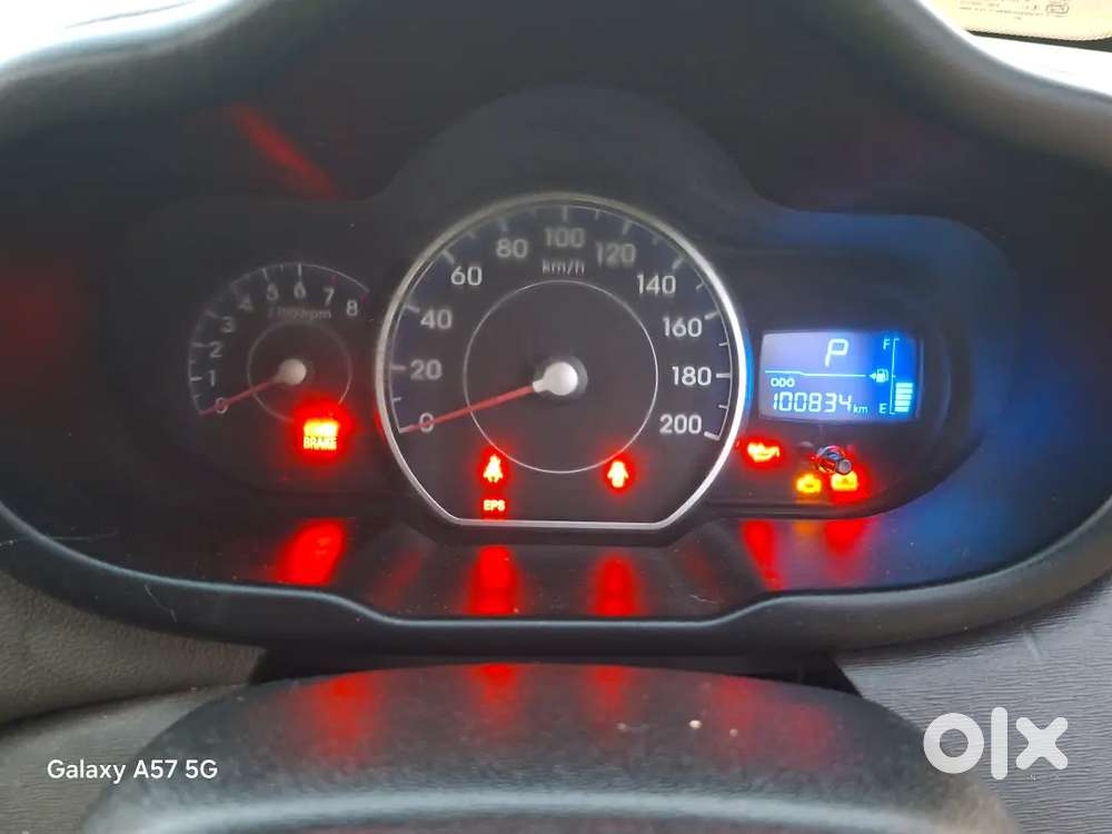 Hyundai I10 2012 Cng & Hybrids 108064 Km Driven