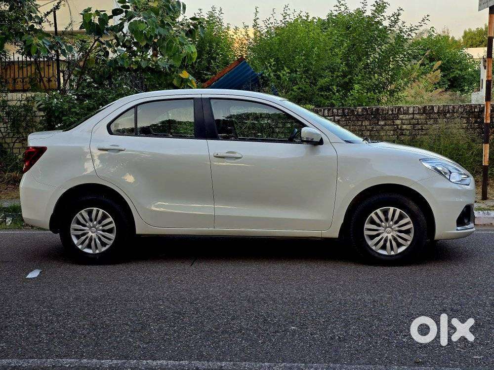 Maruti Suzuki Swift Dzire Vxi(o) Mt, 2022, Petrol