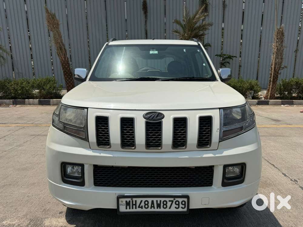 Mahindra Tuv 300 T10 Amt (automatic), 2017, Diesel