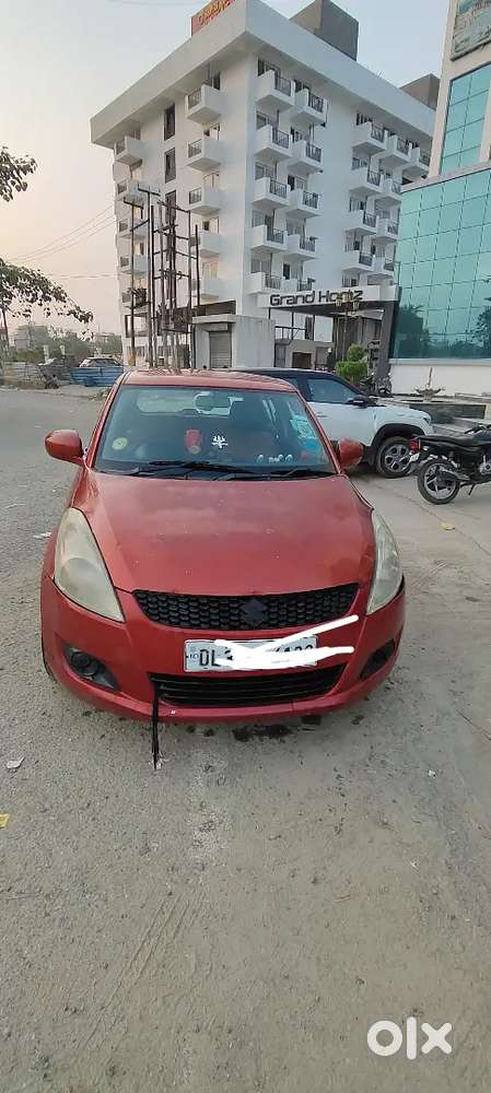 Maruti Suzuki Swift 2011 Cng & Hybrids 152000 Km Driven
