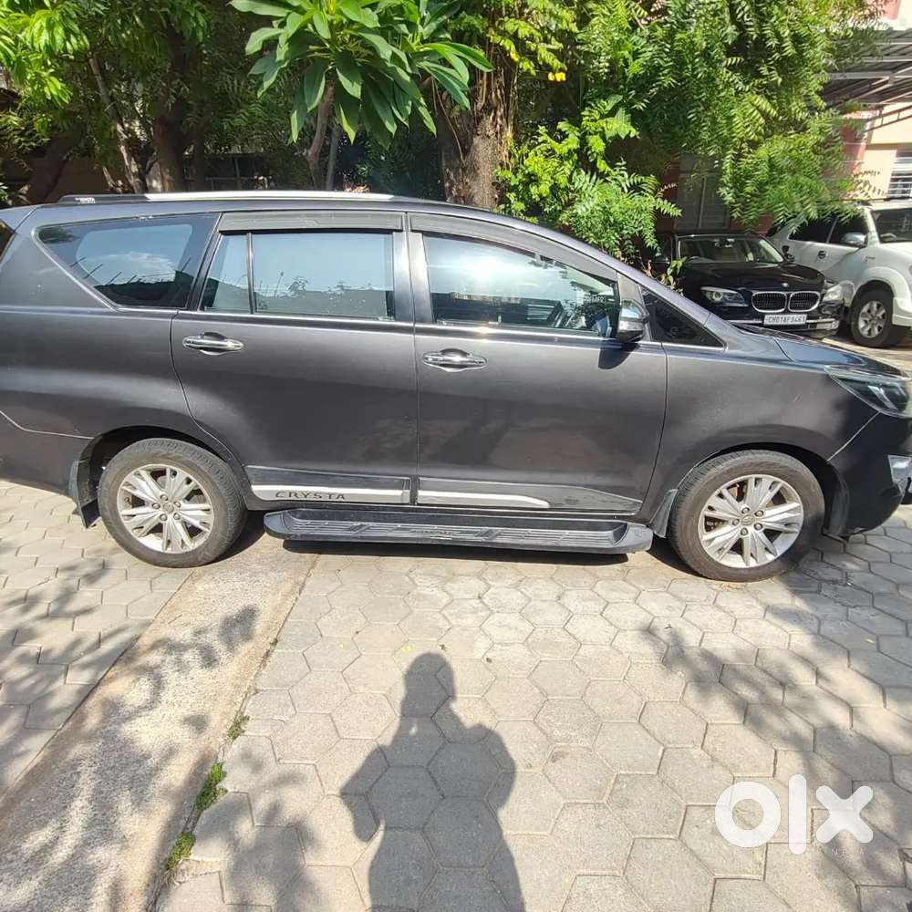 Toyota Innova Crysta 2016 Diesel 115000 Km Driven