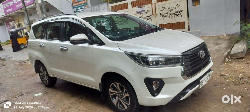 Toyota Innova Crysta 2.4 V 7 Str, 2021, Diesel
