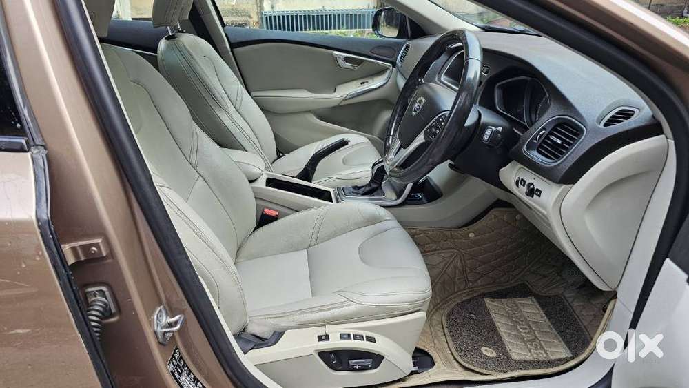 Volvo V40 Cross Country D3, 2016, Diesel