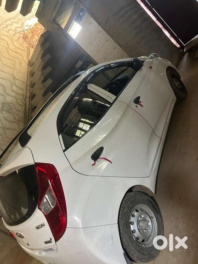 Hyundai Petrol Manual 2015 Year