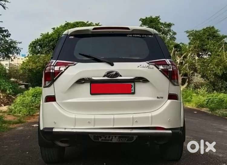 Mahindra Xuv500 W11 Option, 2019, Diesel