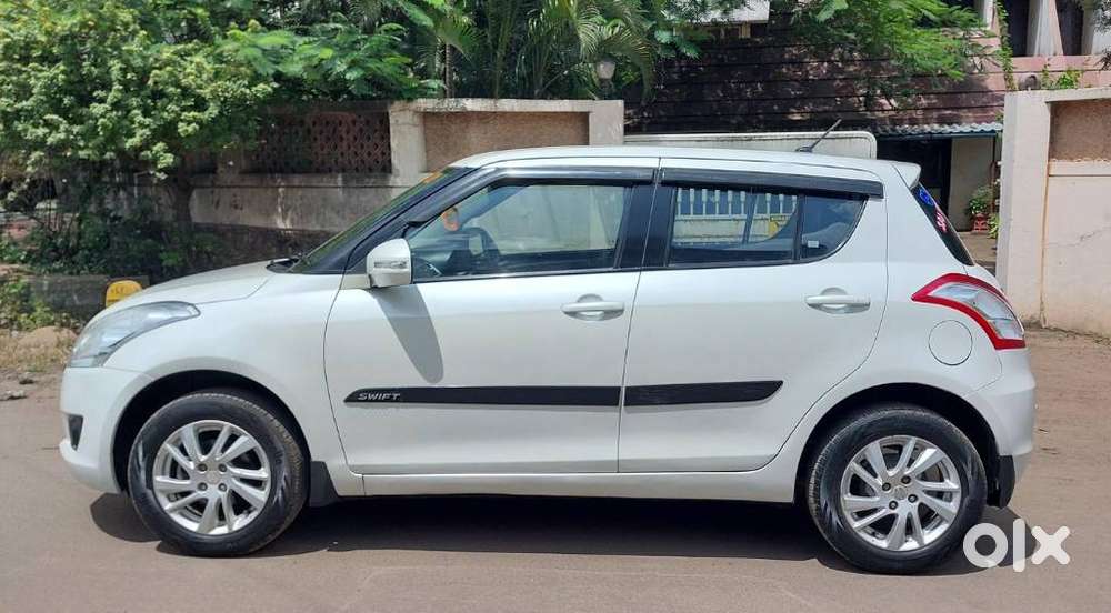 Maruti Suzuki Swift Zdi Plus, 2013, Diesel