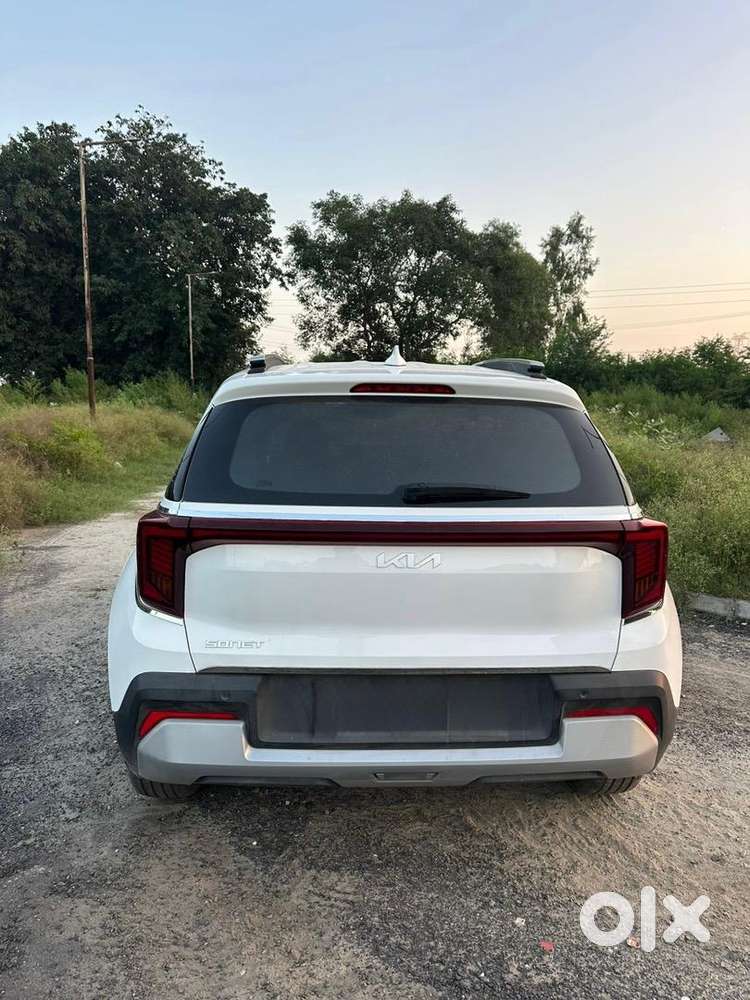 Kia Sonet 2025 Petrol Well Maintained
