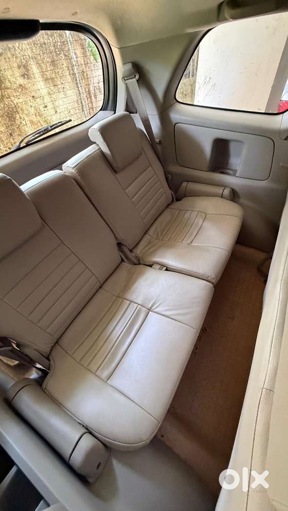 Toyota Innova Diesel 2012 G4 8 Seat