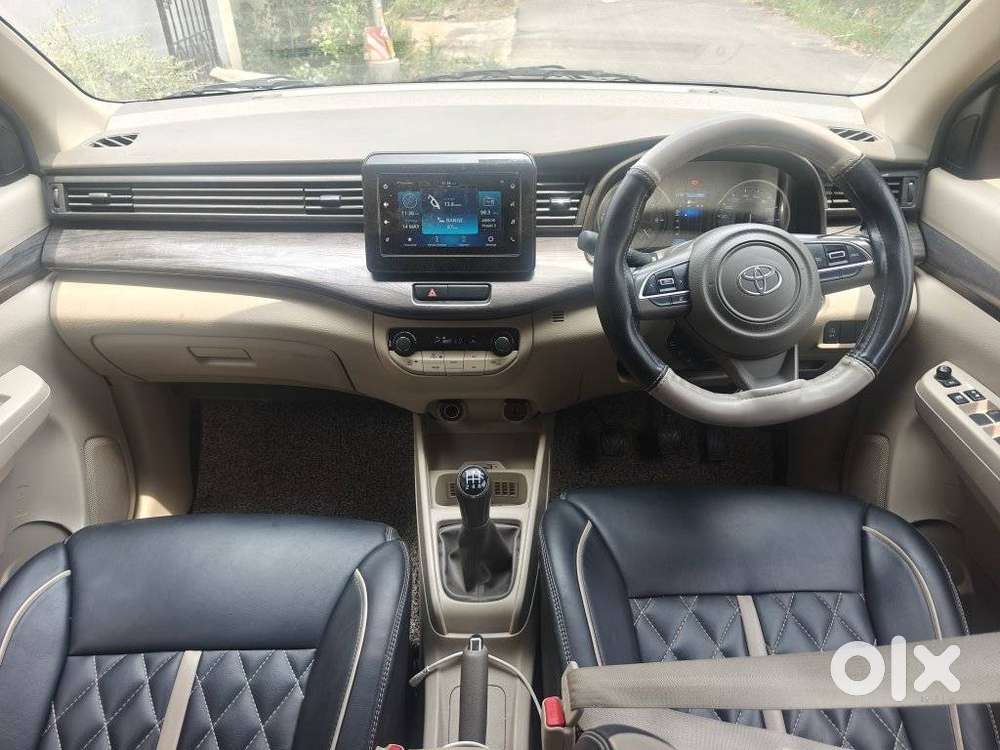Toyota Rumion V Mt, 2024, Petrol