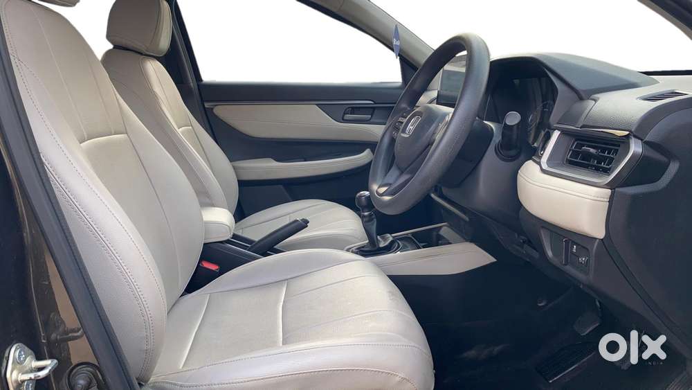 Honda Elevate V Mt, 2024, Petrol