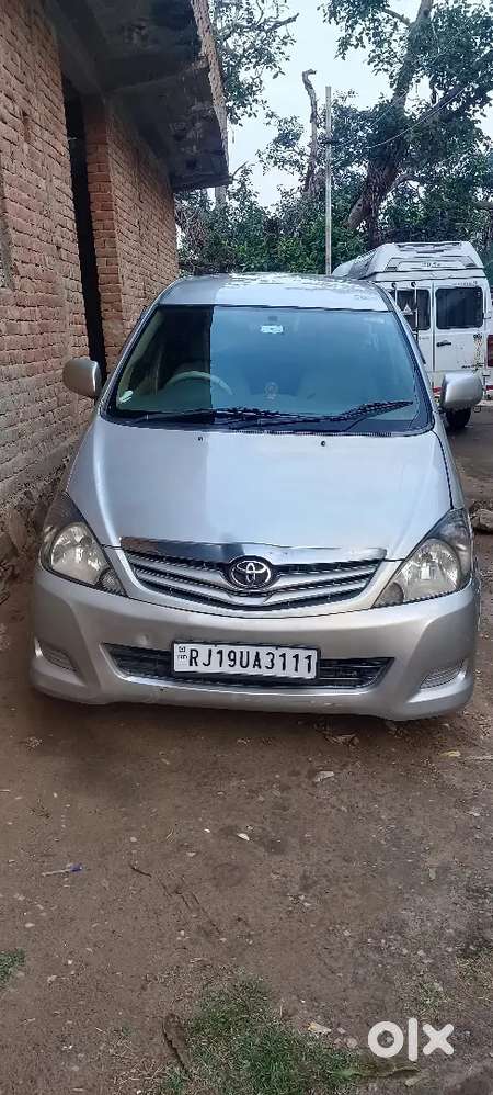 Toyota Innova Hycross 2.0 Gx 2nd