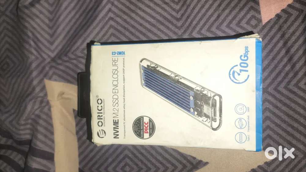 Enclosure and dockteck usb hub