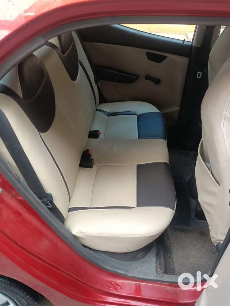 Hyundai Eon Very Good Condition, Aking Price 2.20 Negotiable