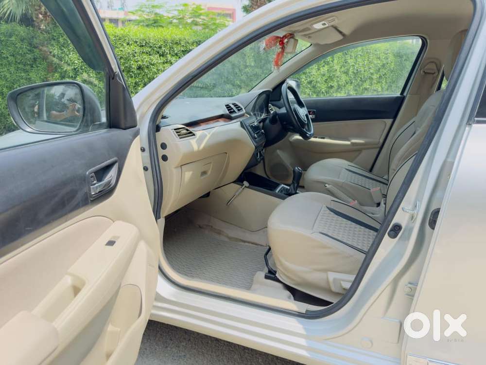 Maruti Suzuki Dzire 1.2 Vxi, 2017, Petrol