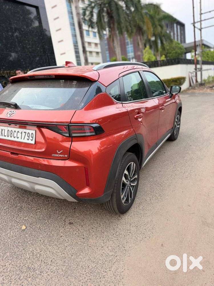 Toyota Urban Cruiser Taisor V 1.0 Petrol Mt, 2024, Petrol