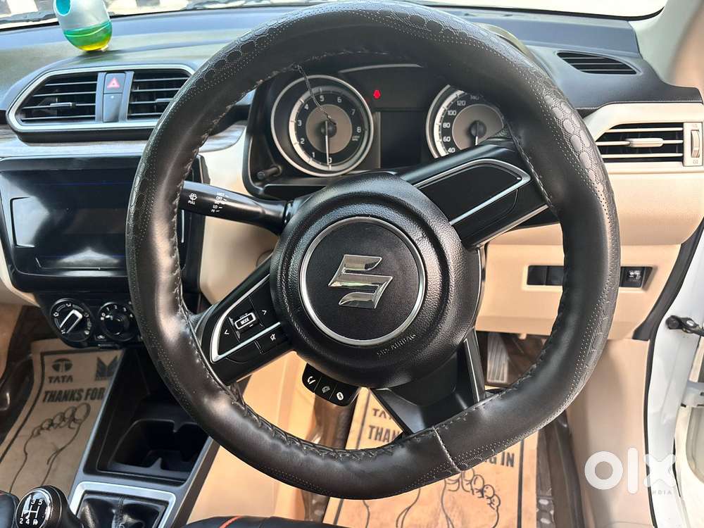 Maruti Suzuki Dzire 1.2 Vxi, 2022, Petrol