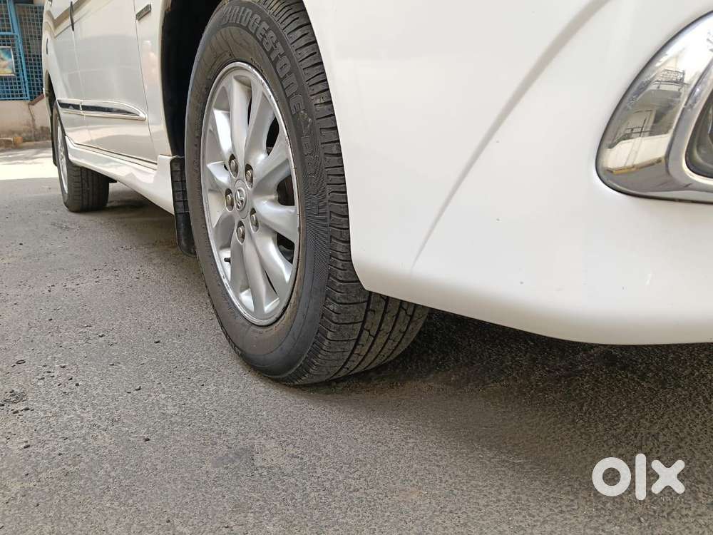 Toyota Innova 2.5 Zx 7 Str Bs-iv, 2014, Diesel