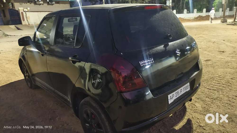 Swift Zxi Petrol