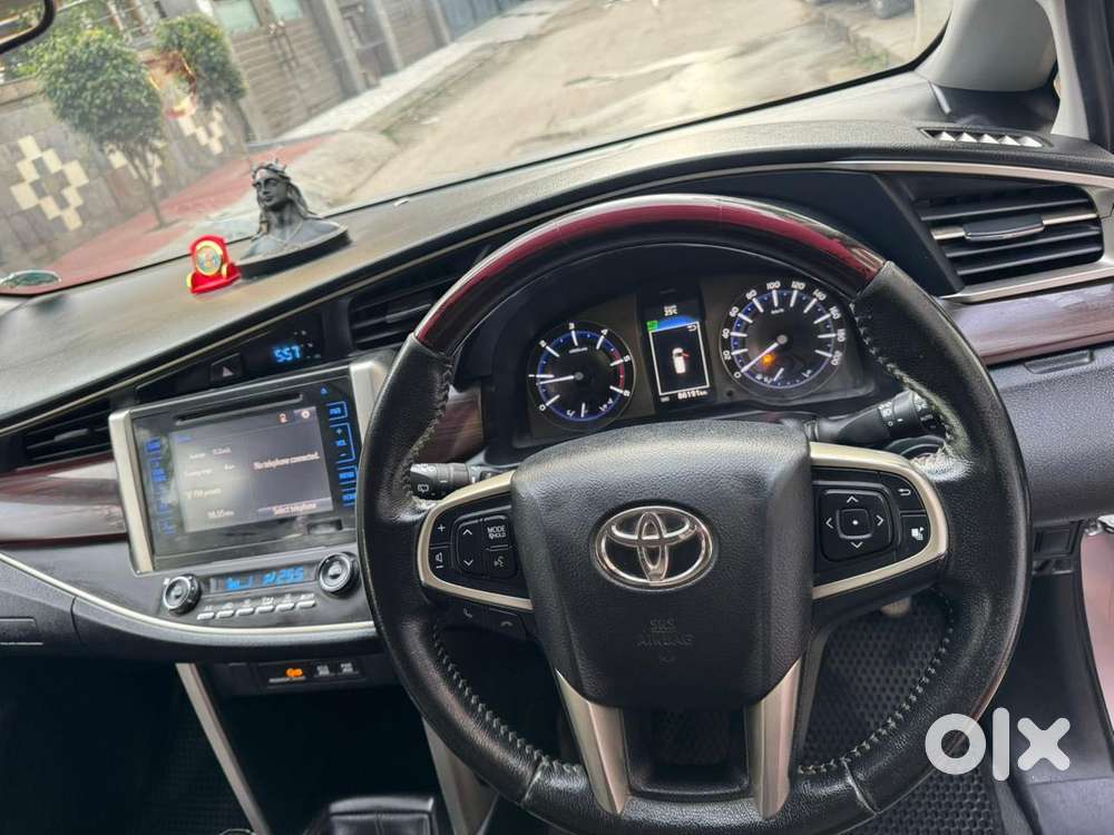 Toyota Innova Crysta 2.4 V 7 Str, 2018, Diesel