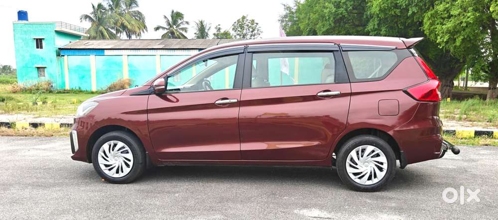 Maruti Suzuki Ertiga 1.4 Vxi Cng Anniversary Edition, 2022, Cng & Hy..