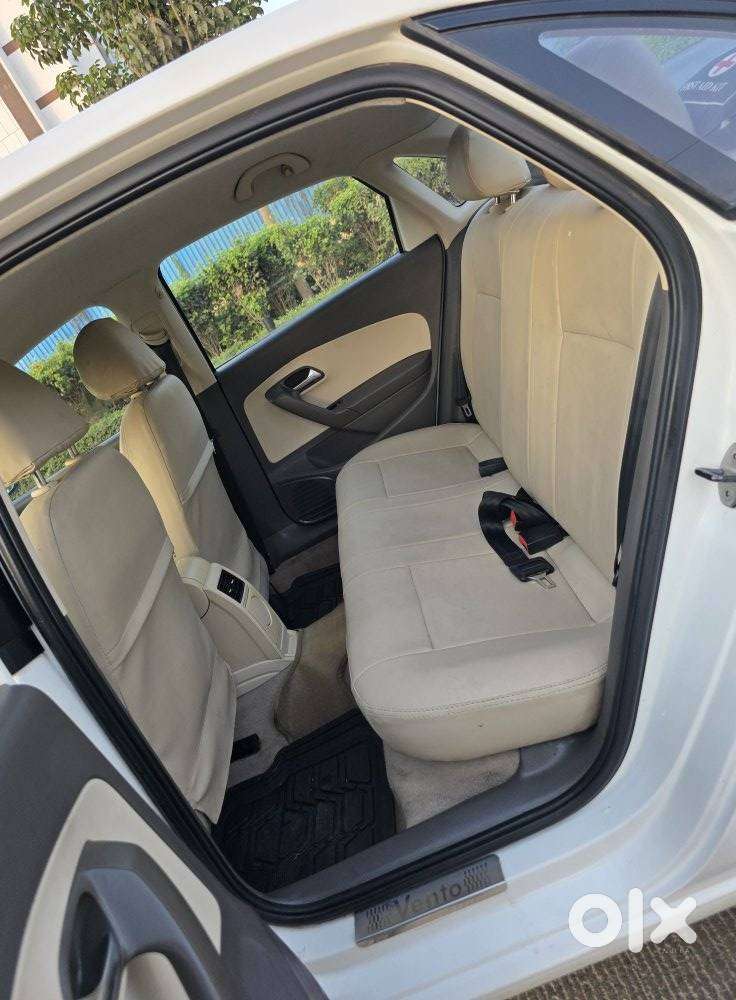 Volkswagen Vento 2010-2013 Petrol Trendline, 2011, Petrol