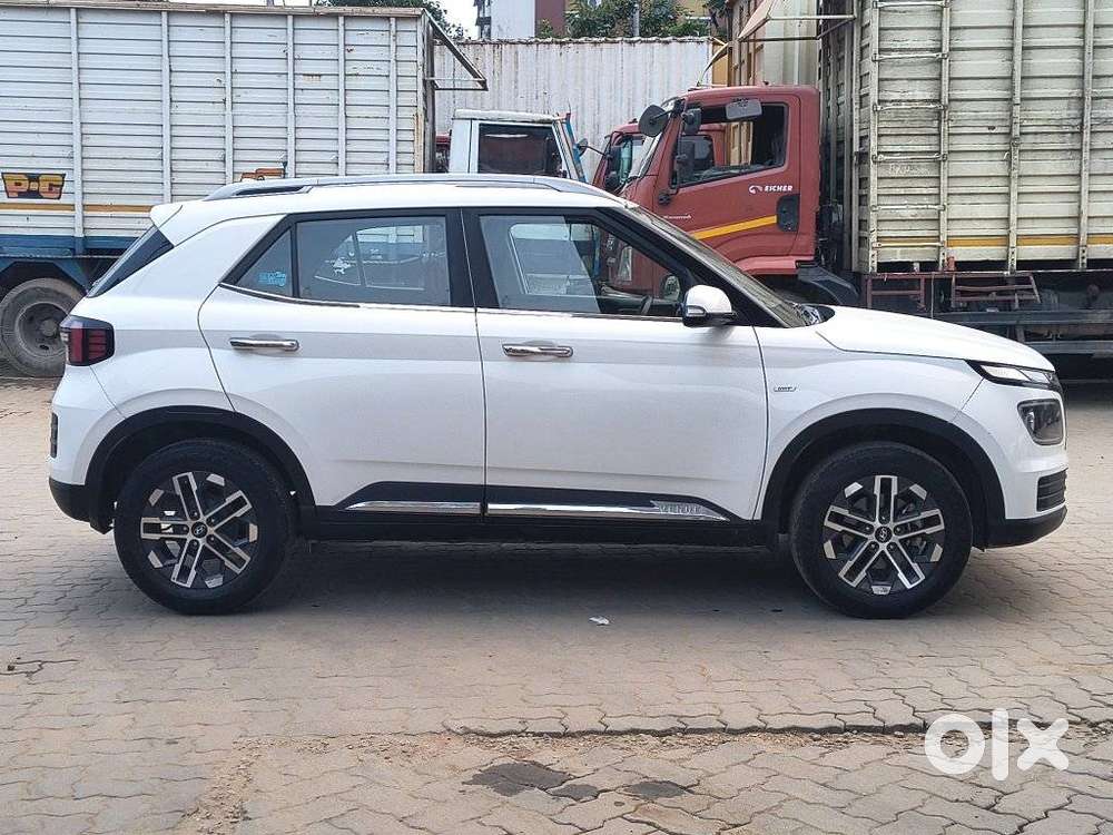 Hyundai Venue 1.0 Sx Turbo Imt, 2022, Petrol