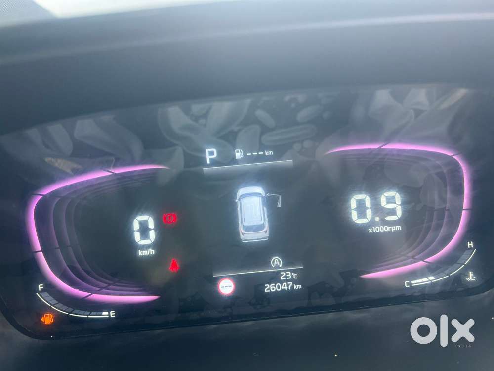 Kia Carens Luxury (o)1.5 Diesel At 7 Str, 2023, Diesel