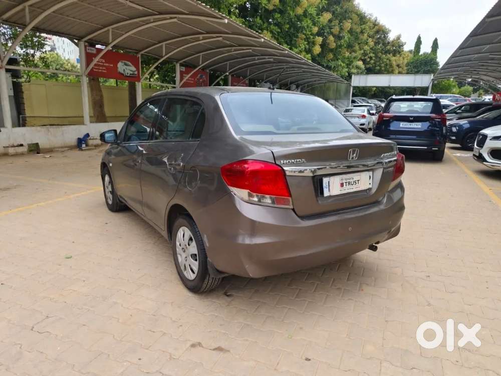 Honda Amaze S Mt I-vtec, 2015, Cng & Hybrids
