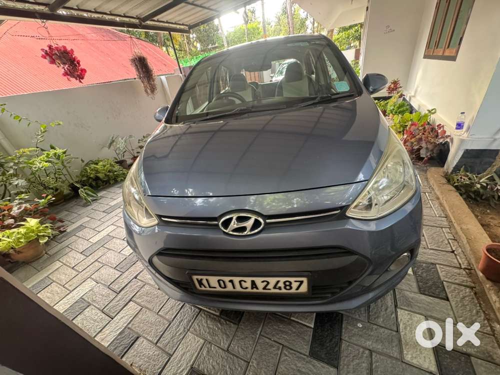Hyundai Grand I10 2017 Petrol Well Maintained