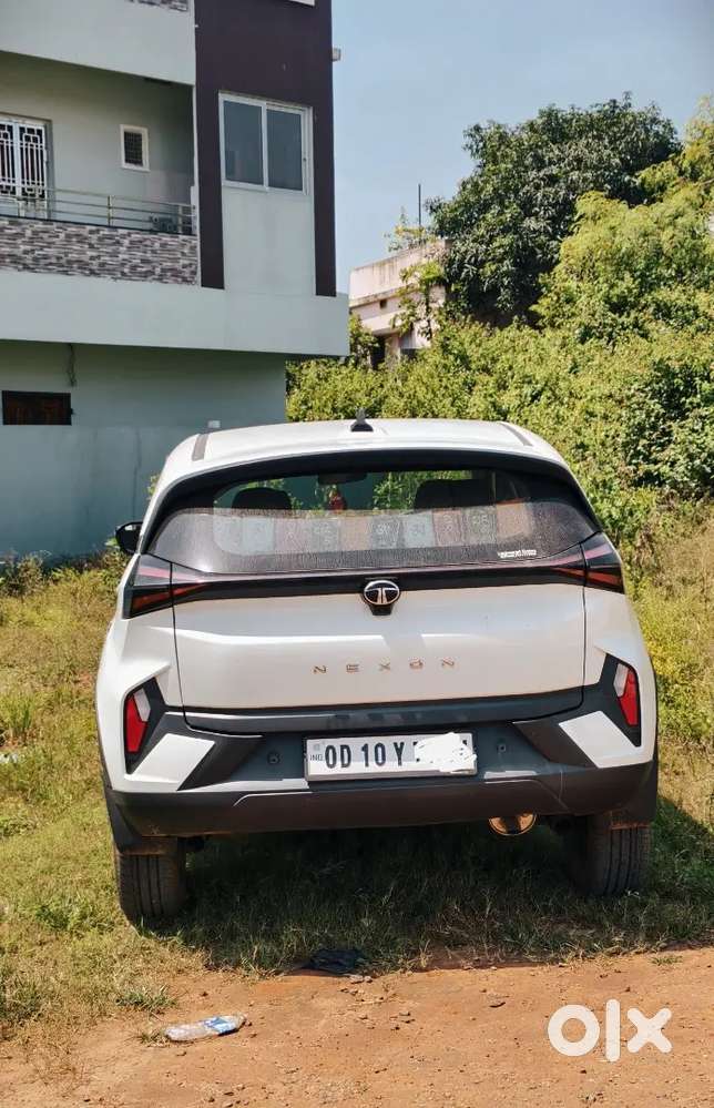 2023 Tata Nexon Petrol