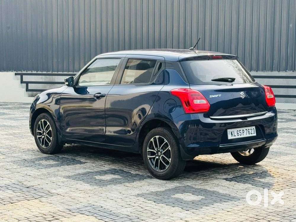 Maruti Suzuki Swift Zxi Plus Amt Dual Tone, 2020, Petrol