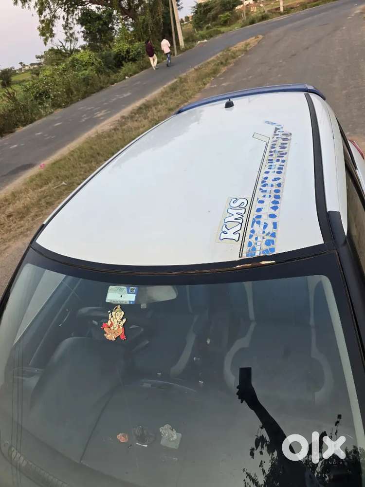 Maruti Suzuki Swift 2015 Diesel 268991 Km Driven