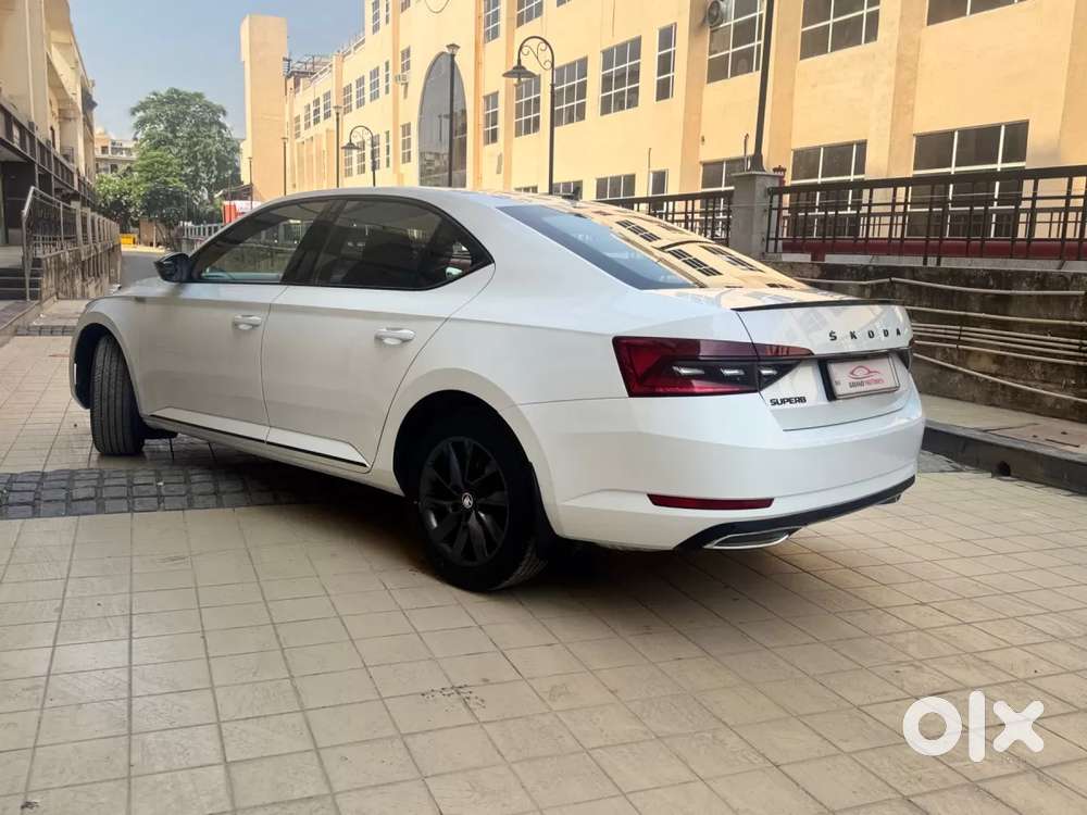 Skoda Superb, 2021, Petrol