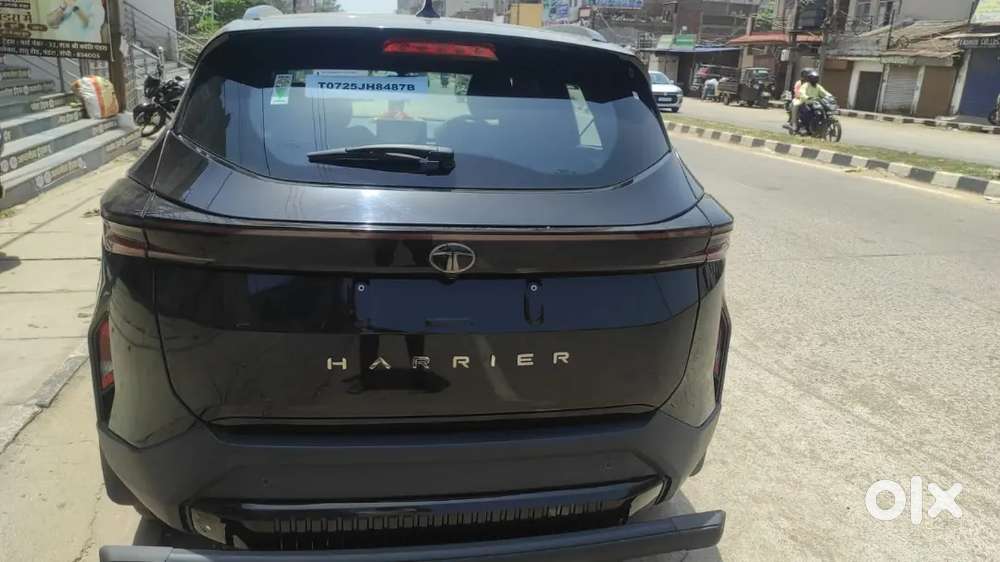 Tata Harrier 2025 Diesel 1400 Km Driven