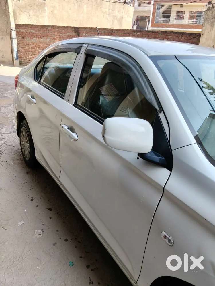 Honda Amaze 1.5 E 2021