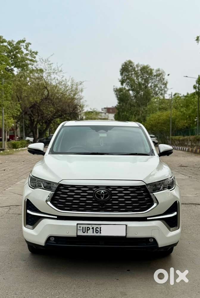 Toyota Innova Hycross 2.0 Zx (o) Hybrid 7 Str, 2024, Petrol