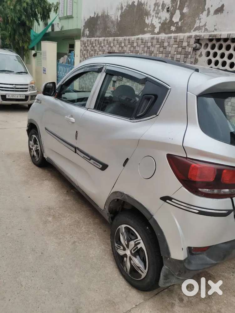 Mahindra Kuv100 Nxt Petrol 2017