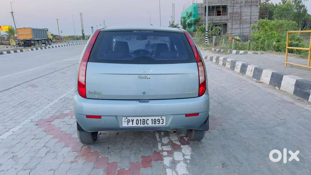 Tata Indica Vista 2008-2013 Aura 1.3 Quadrajet (abs), 2010, Diesel