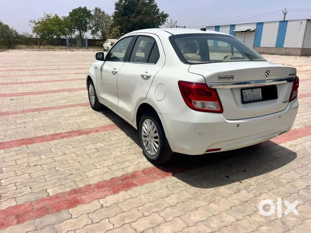 Maruti Suzuki Dzire 2018 Diesel 123800 Km Driven
