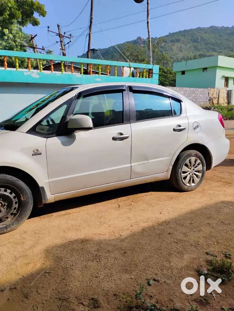 Maruti Suzuki Sx4 2012