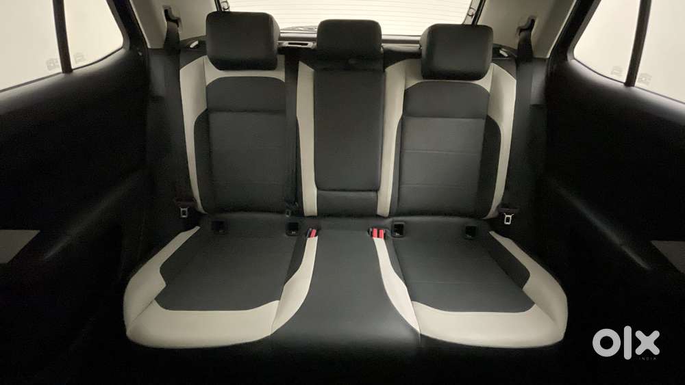 Volkswagen Taigun Topline 1.0 Tsi At (electric Seats), 2022, Petrol