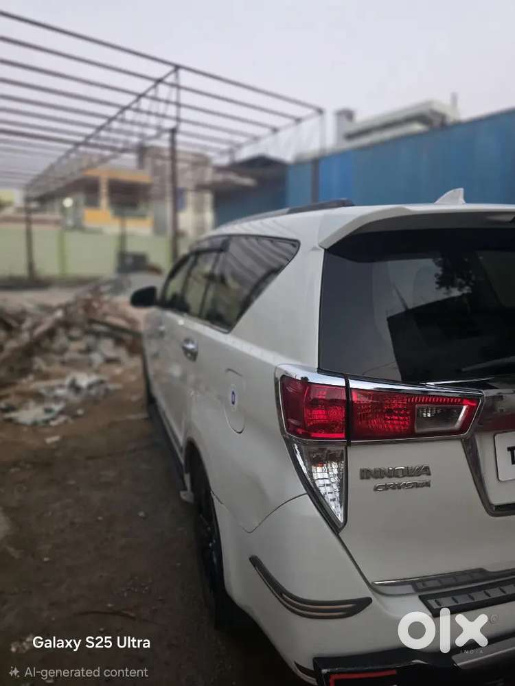 Toyota Innova Crysta 2019 2.4z