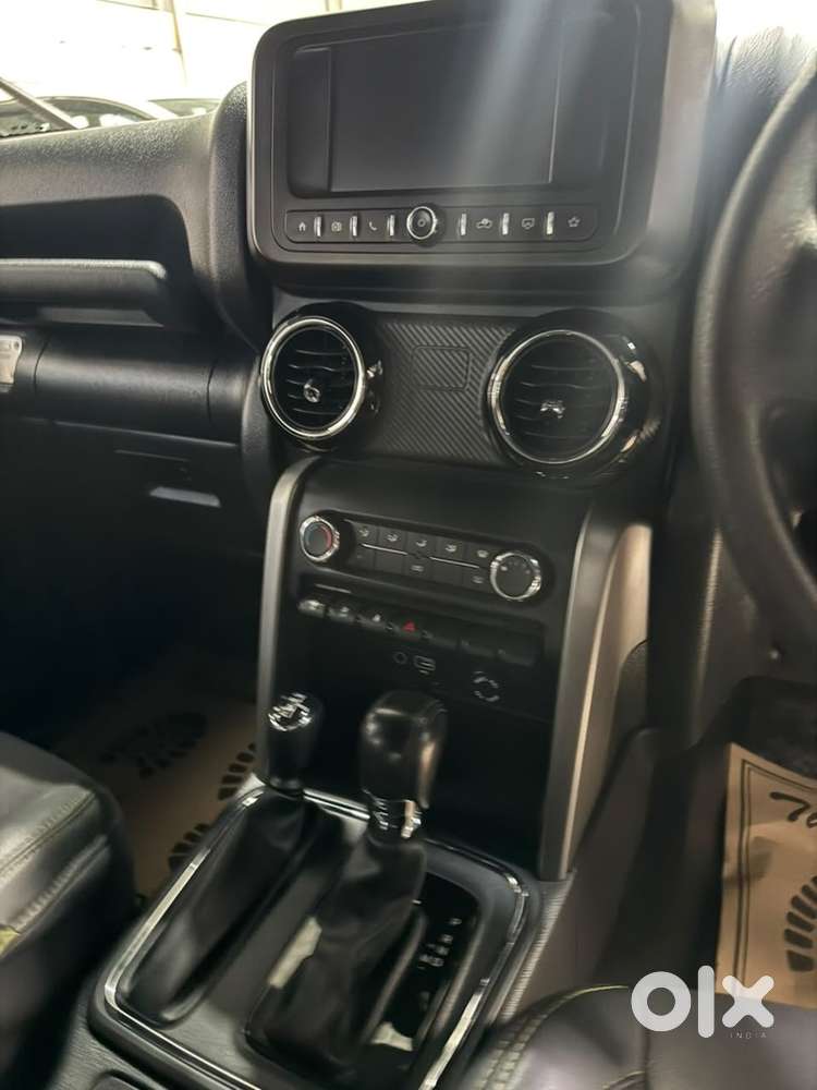 Mahindra Thar Petrol 2022