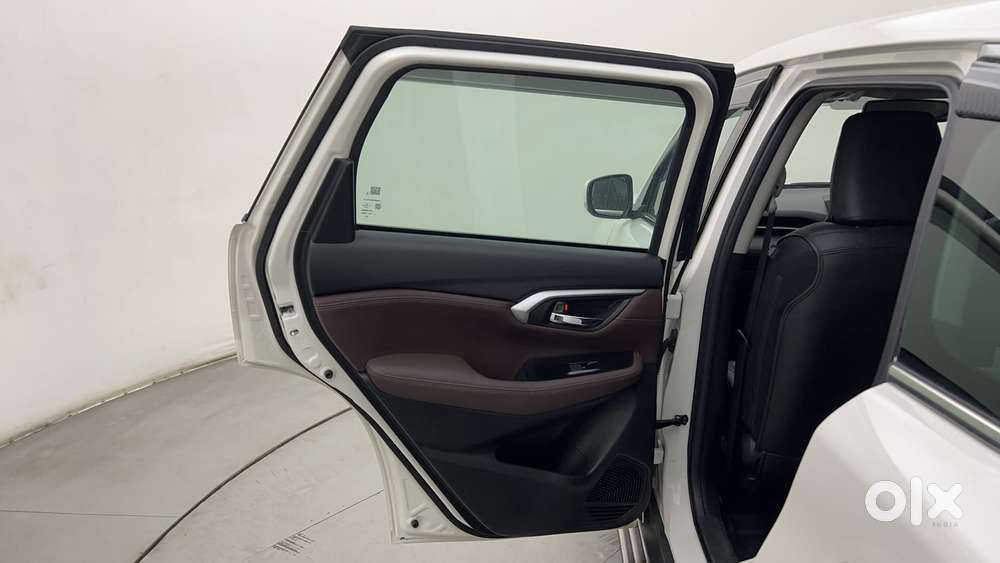 Maruti Suzuki Grand Vitara 1.5 Zeta Smart Hybrid At, 2024, Petrol