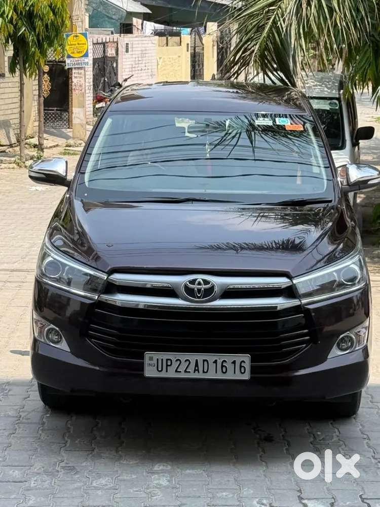 Toyota Innova Crysta 2017 Diesel 32000 Km Driven